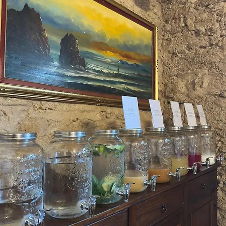 Κατάλυμα σε φάρμα Feudo Nobile